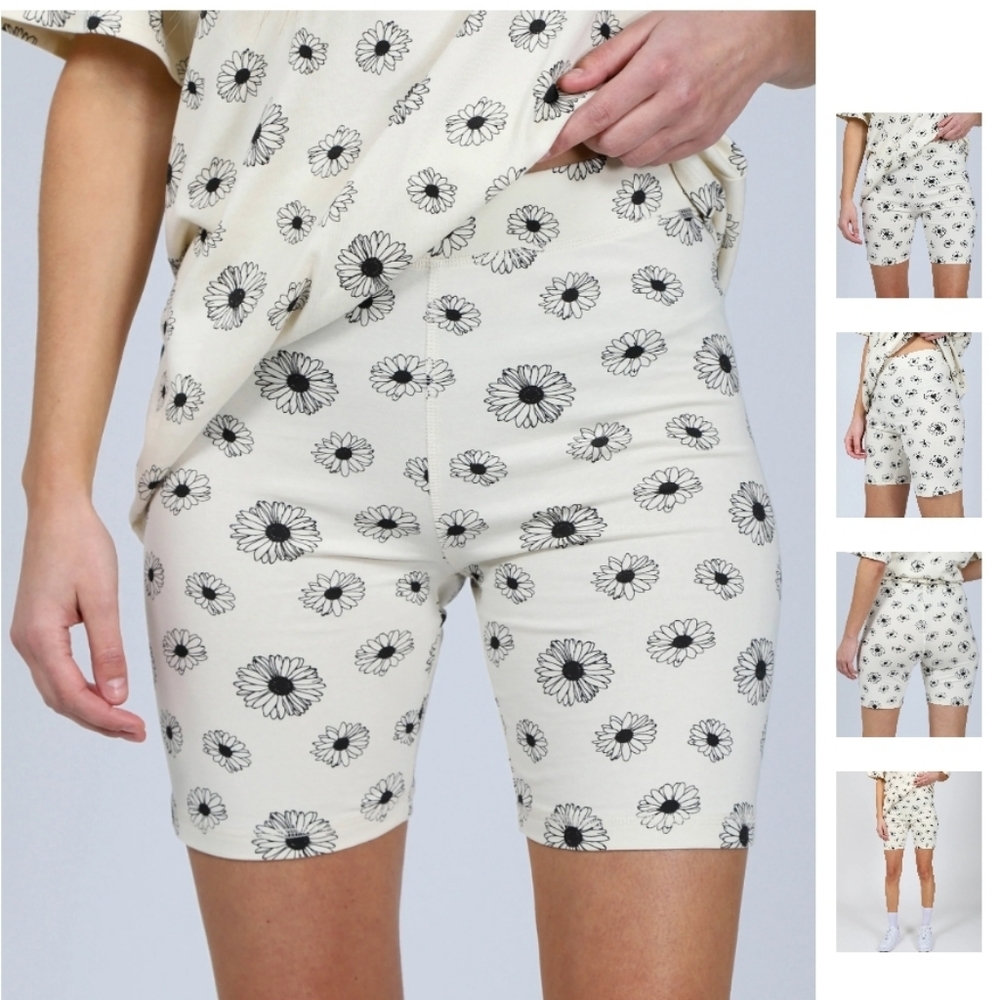 BNWT BTL "ALL OVER DAISY" Biker Short